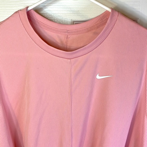 Nike Dry Crop Twist Training Top - Picture 4 of 7